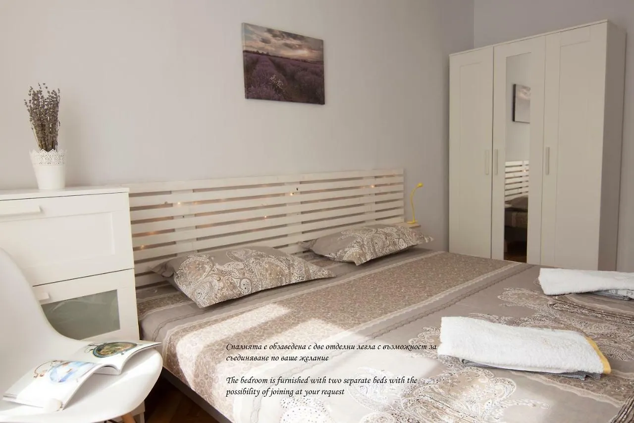 Photo Art Apartment ブルガス